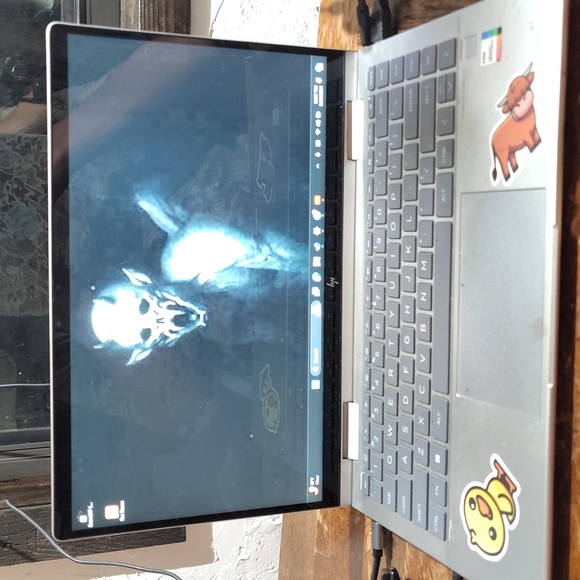 HP XNVY x360